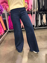 Load image into Gallery viewer, Dark Wash Vintage Wide Leg Jeans RESTOCK
