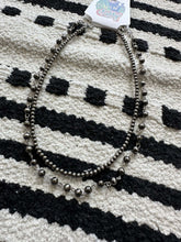 Load image into Gallery viewer, 16&#39;&#39; 2-Strand Navajo Pearl Necklace
