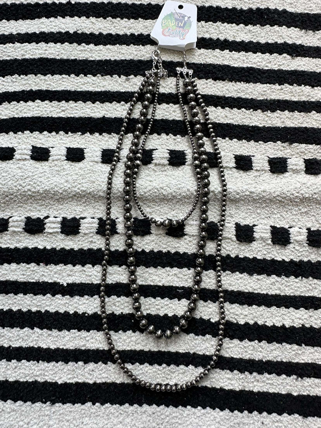 30'' 3-Strand Polished Navajo Pearl Necklace