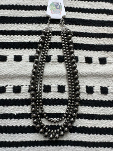 24'' 3-Strand Navajo Pearl Necklace