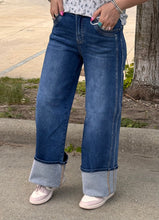 Load image into Gallery viewer, Medium Wash Wide Leg Cuff Double Seam Detail Risen Jeans