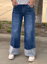 Load image into Gallery viewer, Medium Wash Wide Leg Cuff Double Seam Detail Risen Jeans