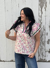 Load image into Gallery viewer, Floral Flutter Sleeve Top **2 COLORS**
