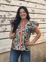 Load image into Gallery viewer, Floral Top **2 COLORS**
