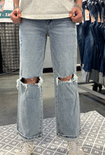 Load image into Gallery viewer, High Rise Distressed Light Wash Petra Jeans
