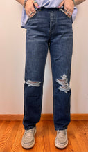 Load image into Gallery viewer, Distressed 90’s Boyfriend KanCan Jeans

