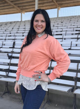 Load image into Gallery viewer, Burnout Pullover **4 COLORS**
