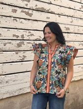 Load image into Gallery viewer, Floral Top **2 COLORS**
