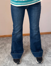 Load image into Gallery viewer, Trouser Hem Flare Vervet Jeans
