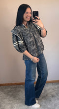 Load image into Gallery viewer, Printed Balloon Sleeve Top **2 COLORS**
