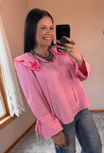 Load image into Gallery viewer, Striped Peter Pan Collar Top **2 COLORS**
