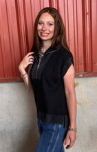 Load image into Gallery viewer, Washed 1/4 Zip Top
