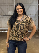 Load image into Gallery viewer, Leopard Knit 1/4 Zip Top **2 COLORS**
