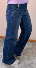 Load image into Gallery viewer, Wide Leg Slanted Pocket RIsen Jeans - PLUS
