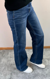 Straight Leg Risen Jeans - PLUS