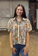 Load image into Gallery viewer, Diamond Floral Button Down Top **2 COLORS**
