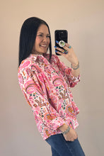Load image into Gallery viewer, Pink Paisley 3/4 Sleeve Collared Top
