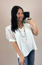 Load image into Gallery viewer, Leopard Organza Sleeve Top **3 COLORS**
