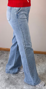 Light Wash Wide Leg Risen Jeans