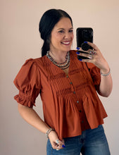 Load image into Gallery viewer, Smocked Top **2 COLORS**
