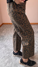 Load image into Gallery viewer, Leopard Barrel Jeans
