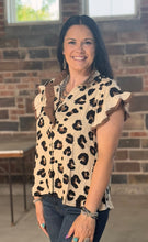 Load image into Gallery viewer, Leopard Accent Ruffle Top
