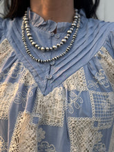 Load image into Gallery viewer, Crochet Top **2 COLORS**
