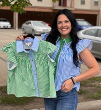 Load image into Gallery viewer, Collared Flutter Sleeve Top **2 COLORS**
