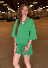 Load image into Gallery viewer, Scallop Edge Set ** 4 COLORS **
