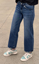 Load image into Gallery viewer, High Rise Dark Wash Wide Leg Ankle Lovervet Jeans

