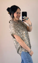 Load image into Gallery viewer, Taupe Leopard Button Up Top - PLUS
