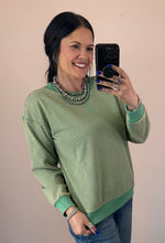 Load image into Gallery viewer, Striped Top **3 COLORS**
