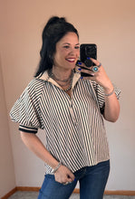 Load image into Gallery viewer, Striped 1/4 zip Top **3 COLORS** - PLUS

