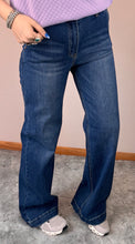 Load image into Gallery viewer, Wide Leg Slanted Pocket RIsen Jeans - PLUS
