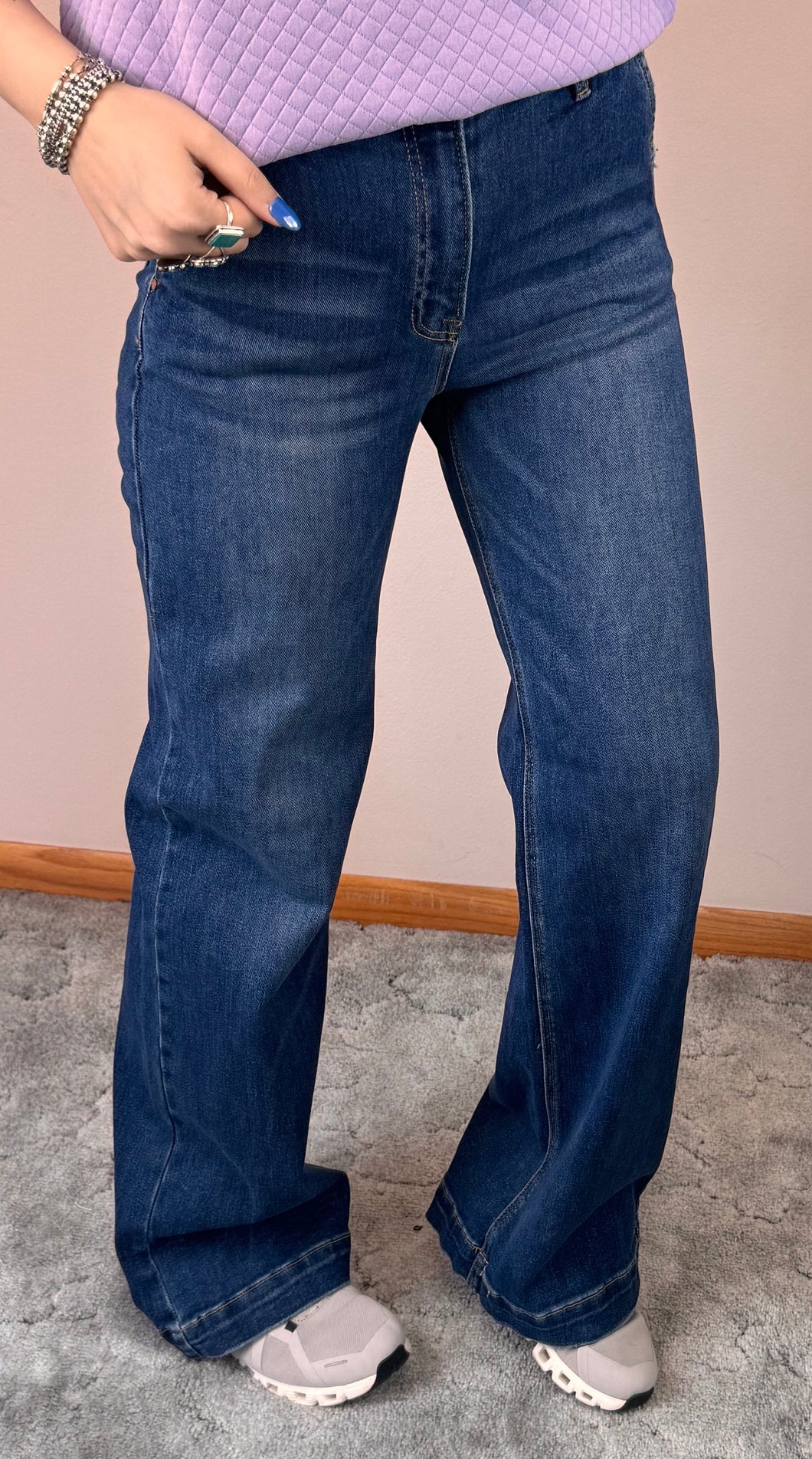 Wide Leg Slanted Pocket RIsen Jeans - PLUS