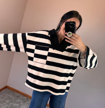 Load image into Gallery viewer, Black And White Striped Oversized Top
