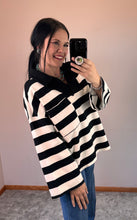 Load image into Gallery viewer, Black And White Striped Oversized Top
