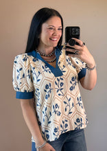 Load image into Gallery viewer, Floral Puff Sleeve Top **2 COLORS** - PLUS
