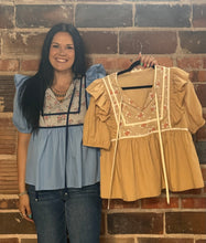 Load image into Gallery viewer, Floral Yoke Top **2 COLORS**
