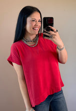 Load image into Gallery viewer, Linen Scallop Top **2 COLORS**
