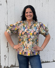 Load image into Gallery viewer, Abstract Floral Top **2 COLORS**
