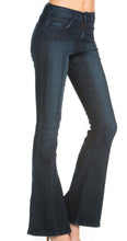 Load image into Gallery viewer, Mid Rise Front Seam Flare Jeans
