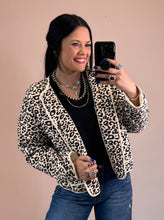 Load image into Gallery viewer, Leopard Quilted Jacket **3 COLORS**
