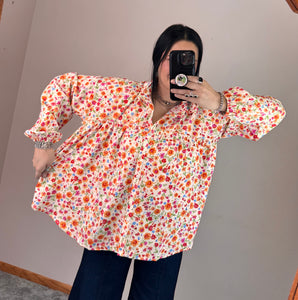 Floral Button Down Top - PLUS