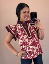 Load image into Gallery viewer, Floral Flutter Top **2 COLORS** - PLUS
