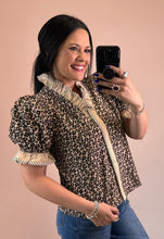 Load image into Gallery viewer, Leopard Puff Sleeve Top **2 COLORS** - PLUS
