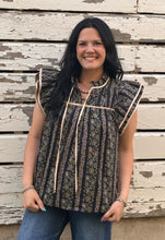 Load image into Gallery viewer, Black Floral Top
