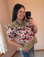 Load image into Gallery viewer, Multi Print Top **2 COLORS**
