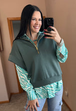 Load image into Gallery viewer, Scuba 1/4 Zip **3 COLORS** - PLUS
