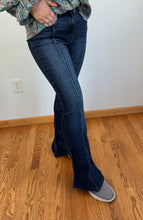 Load image into Gallery viewer, Dark Wash Peplum Flare KanCan Jeans With Pin Tuck Seams
